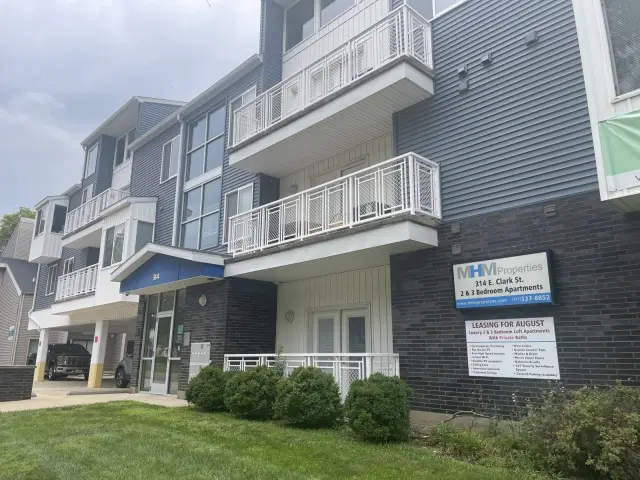 314 E. Clark Street 2