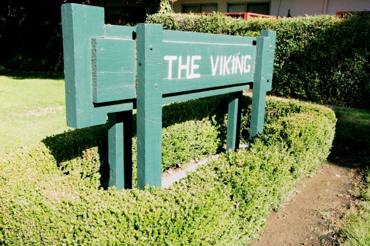 Viking Apartments 0