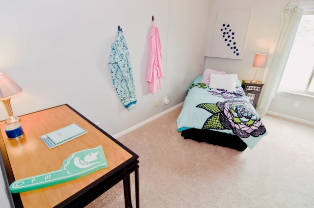 Campus Hill Apartments 4