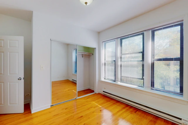 Kenwood Court 3