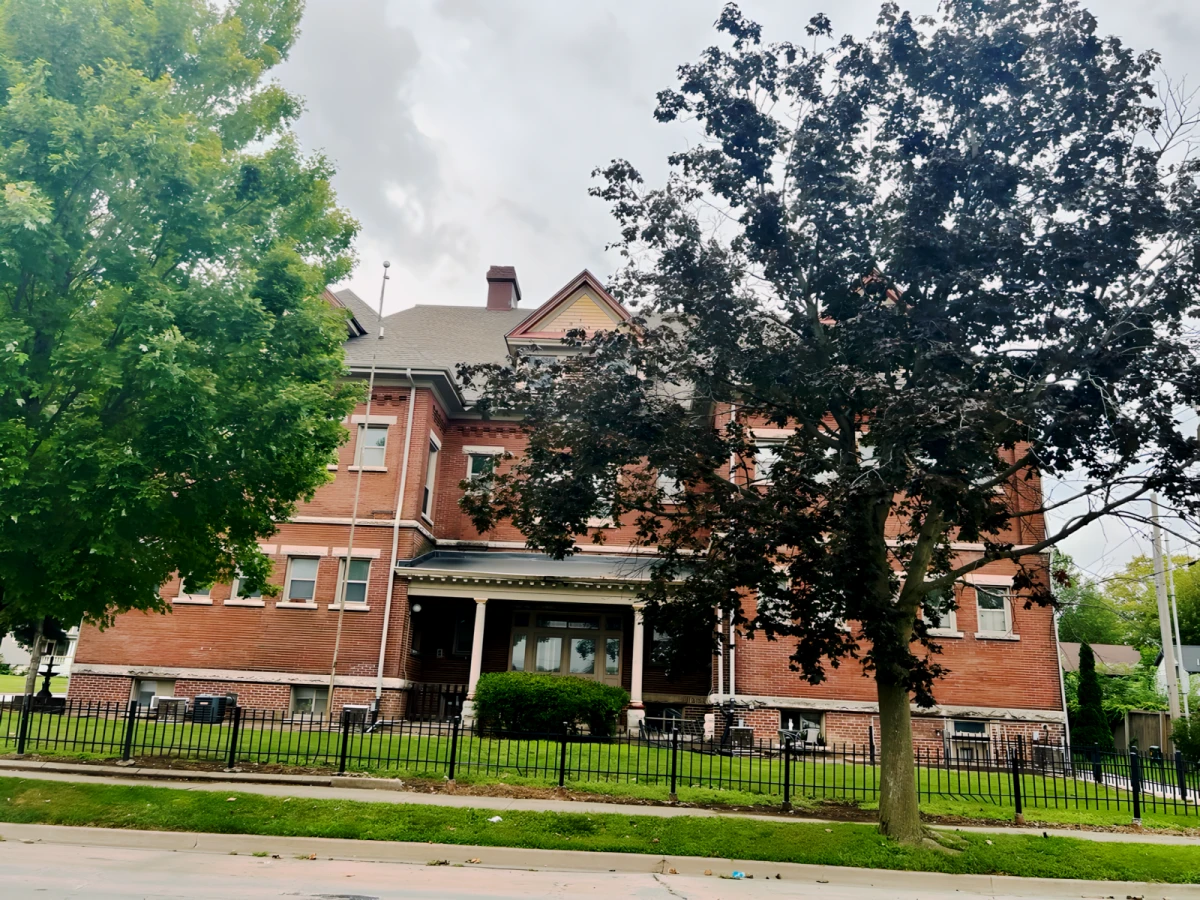 202 W. Columbia Ave, Champaign, IL 61820 0