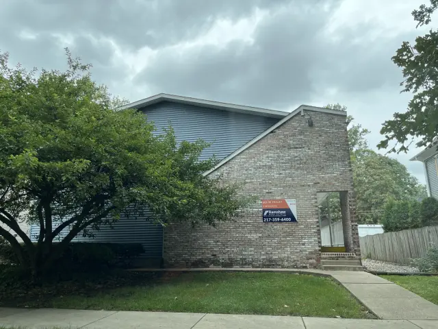 606 W. Healey, Champaign, IL 61820 0