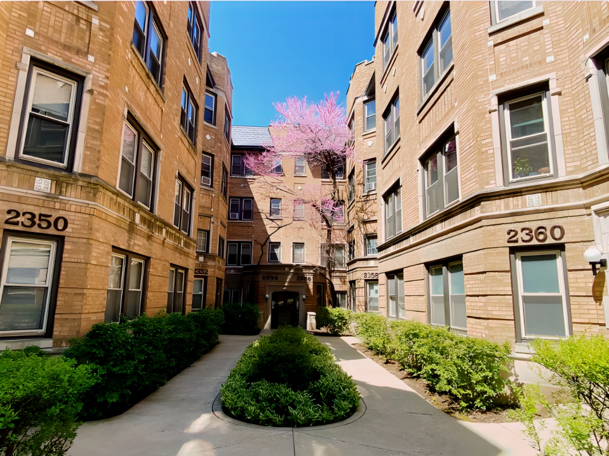 2339 N. Geneva 0