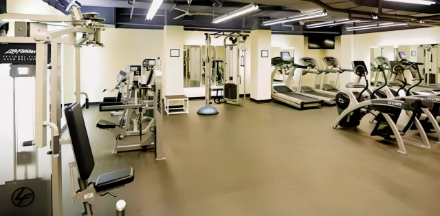 The Eli Apartments - chỗ ở sinh viên tại New Haven - Phòng gym