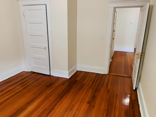 1375-1381 commonwealth 3