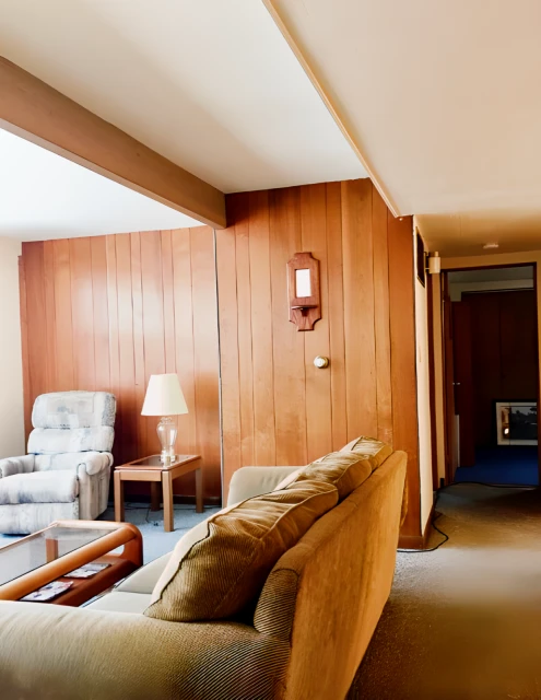 101 West Park Street 1