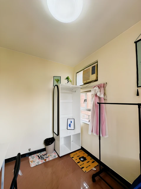 28/F, Siu Kin Court, Siu Hong, Tuen Mun 4