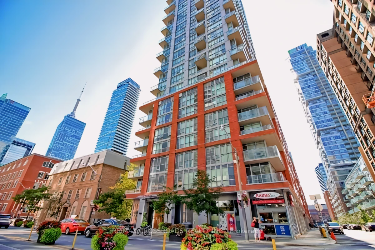 Entire Place·1B1B···126 Simcoe St 0