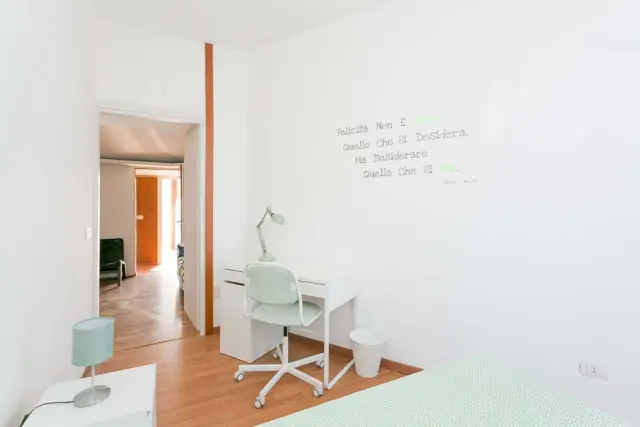VIA GAVIRATE 27 <br> PRIVATE ROOM S1 3