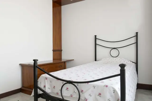 VIA LODOVICO IL MORO 125 <br> PRIVATE ROOM S1 1