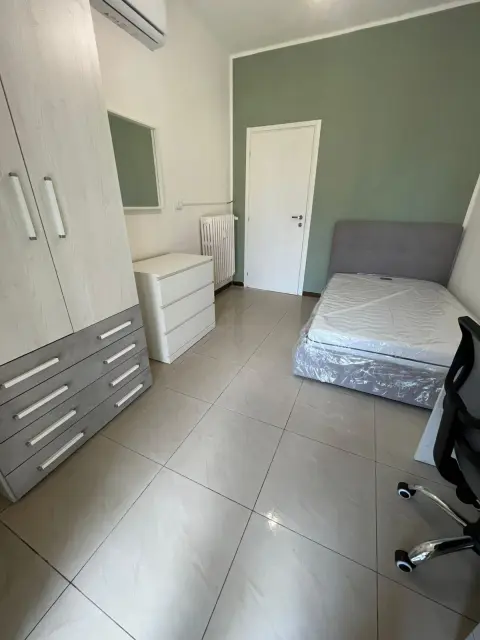 apartment near Via Carlo Capelli 3