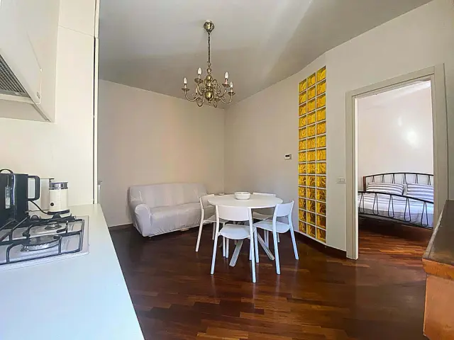 One bedroom apartment | Via Panfilo Castaldi | Zona Porta Venezia 1