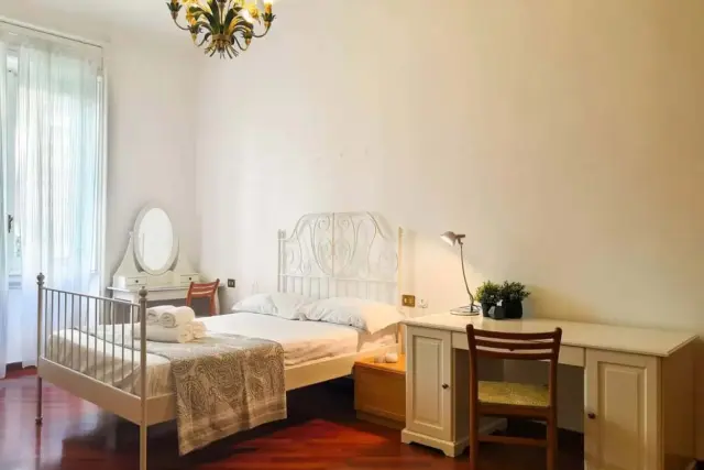 Apartment in Via Olindo Guerrini 4