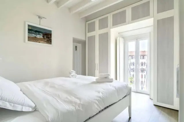 Lovely apartment on the Navigli river 3