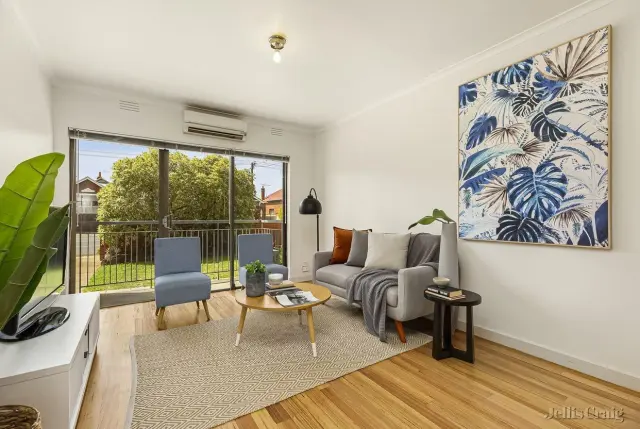 1/13-15 Maribyrnong Road, Ascot Vale 2