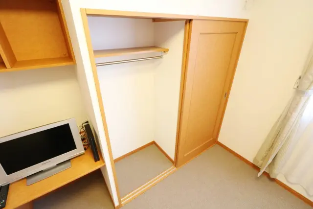 レオパレスアジェル岩倉南Ⅱ 4