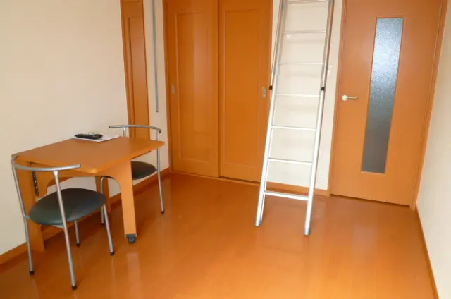 レオパレスマリア 4