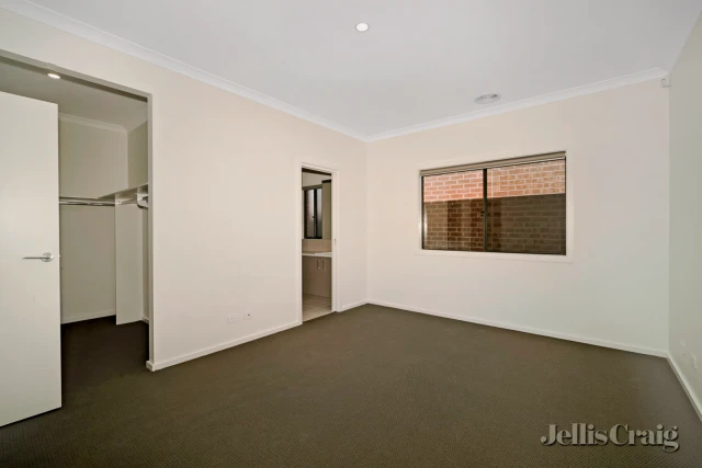 11 Yolanda Street, Bonshaw 4
