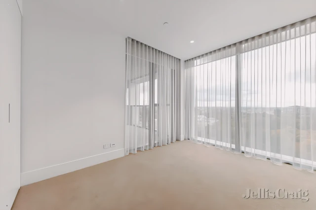 1602/17 Spring Street, Melbourne 4