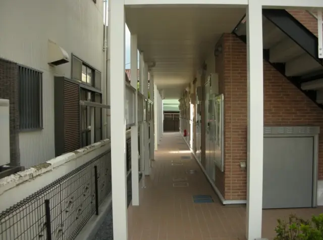 レオパレスサンシャイン貫井北 206号室 1