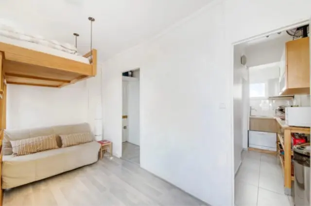 studio in 18e   Montmartre Pigalle 4