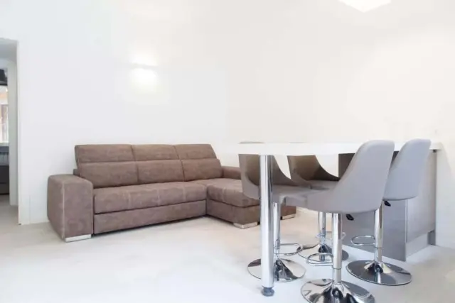 Brand, new and fully furnished apt 2