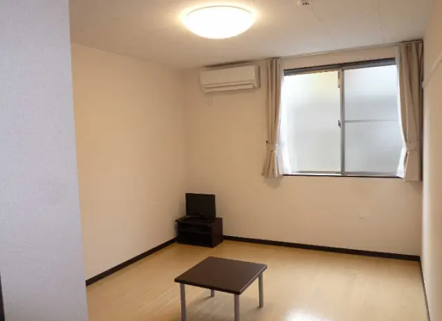 レオネクストシャトレー国見 102号室 4