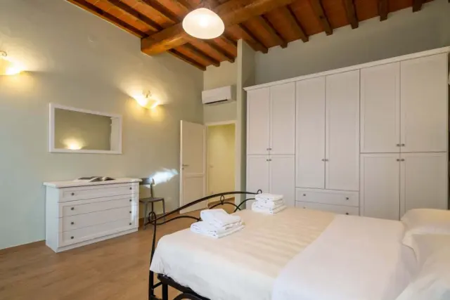 Santo Spirito Bright Flat 3