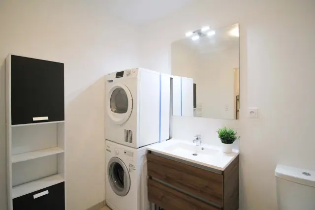 Nice calm bedroom 10m² 4