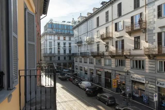 Via Mercato 4