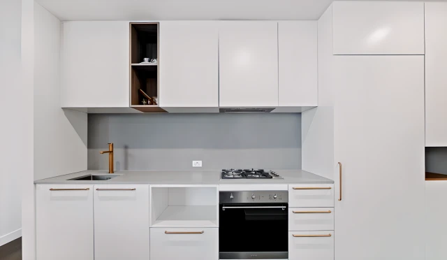 1104/9 Ellingworth Parade - Melbourne student accommodation - 1 Bedroom
