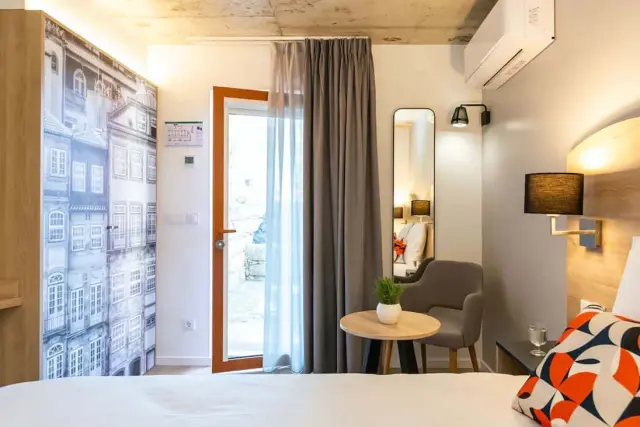 Master Superior Studio for rent in Porto 2