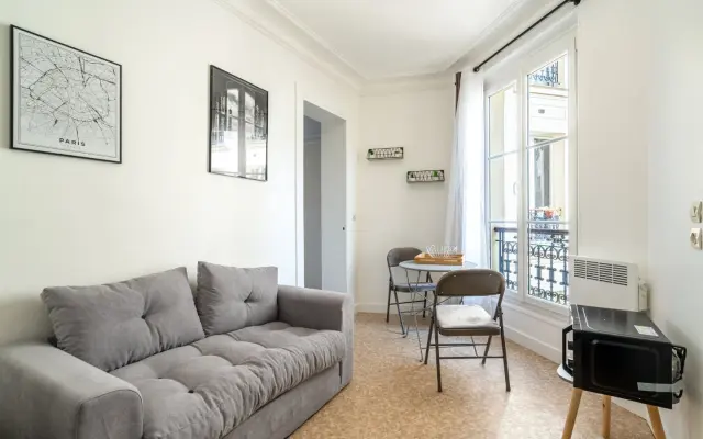 Rue Camille Crespin du Gast 3
