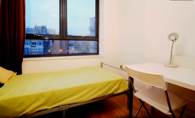 apartment in Limehouse 1
