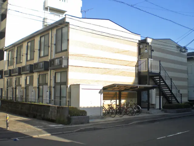 レオパレスＣａｓａ　Ｎａｐｏｌｉ 0