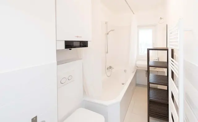 Leopoldstrasse 103DE-02-036M 2