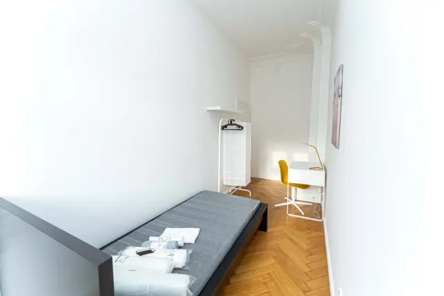 WUeHLISCHSTR. 29-  VH, 4. OG links (Gigacube) 1
