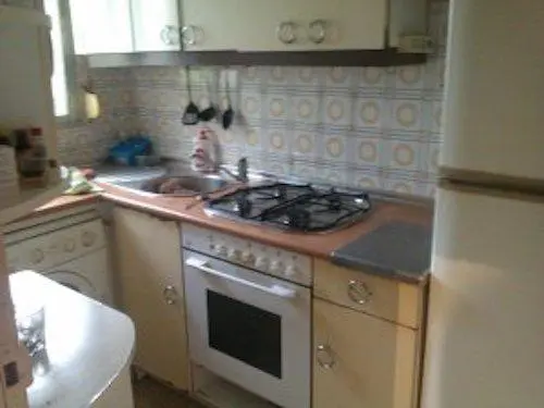 apartment near Calle San Leopoldo 1