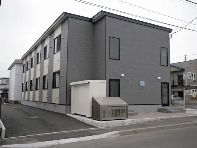 レオパレス若松町Ⅱ 0