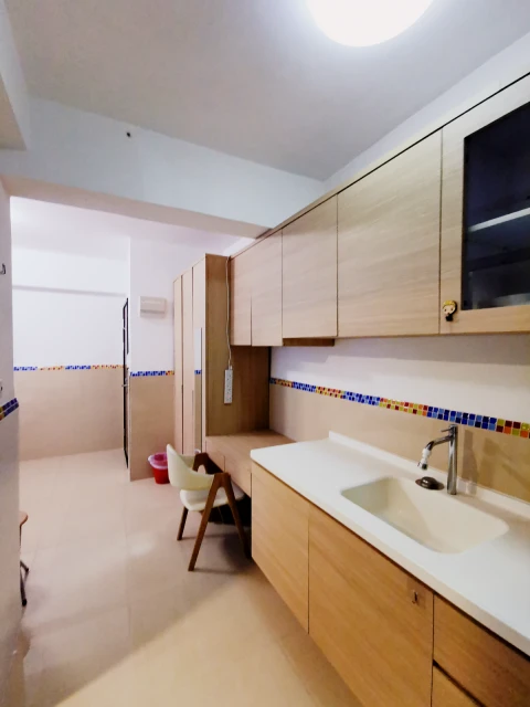 Paterson Building, Causeway Bay Boutique Apartment 4