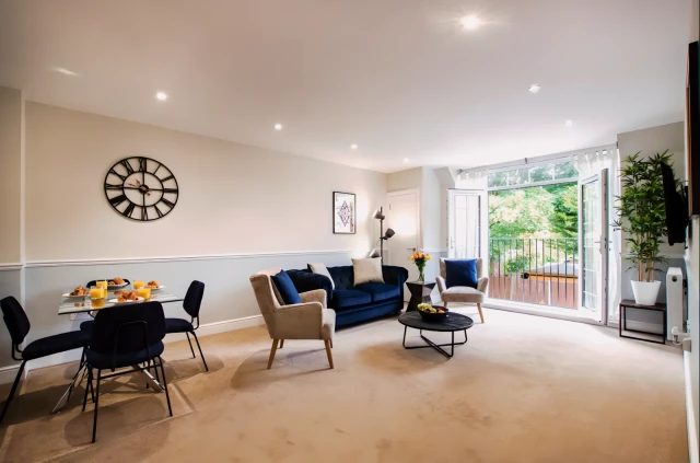 8 Seymour House 1