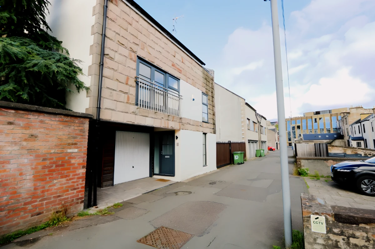 Woodside Place Lane, G3 7RB 0