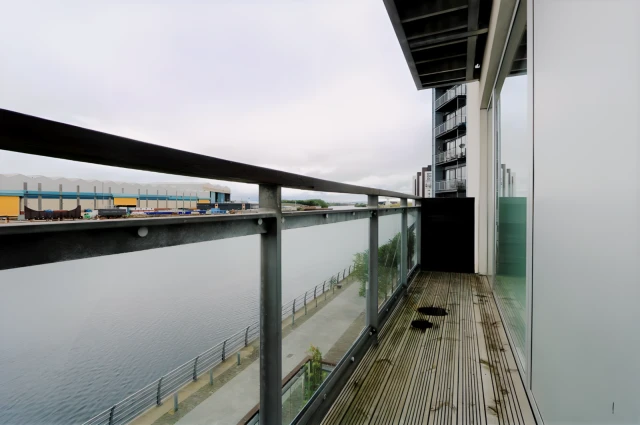 Meadowside Quay Walk, G11 6AX 4