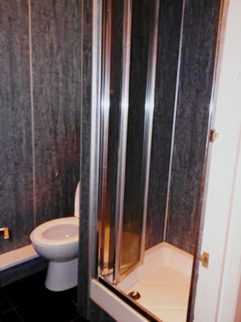 apartment in Wembley 4