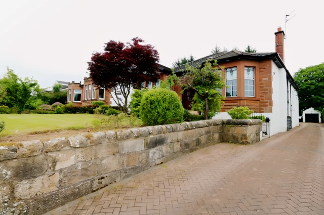 Ayr Road, G77 6EE 1