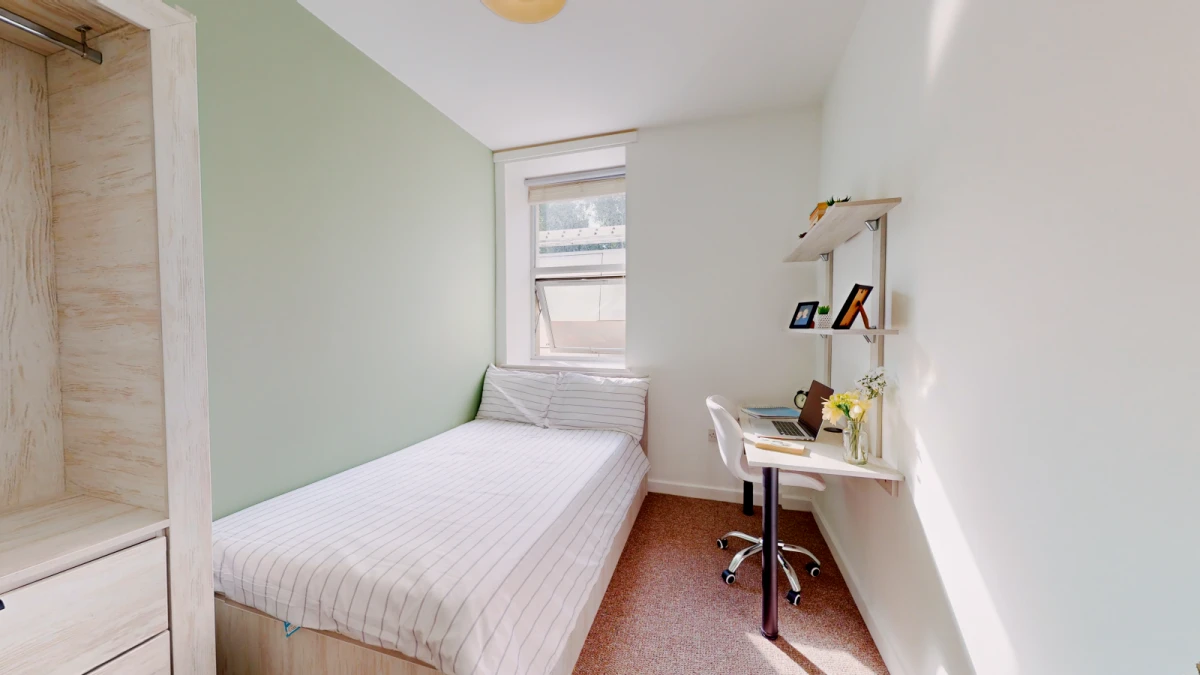 Room 1, 4 The Globe , NE2 1BH 0
