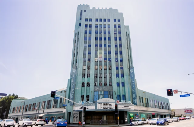 Violet on Virgil 2, 136 S Virgil Ave(BG)