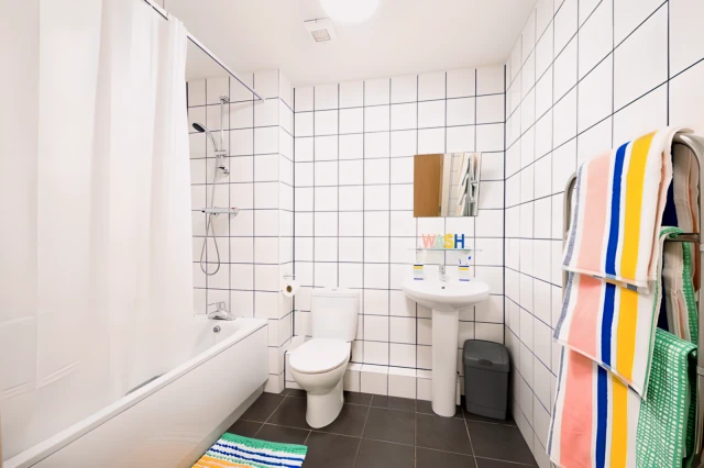 apartment near 422, Moss Ln E 4