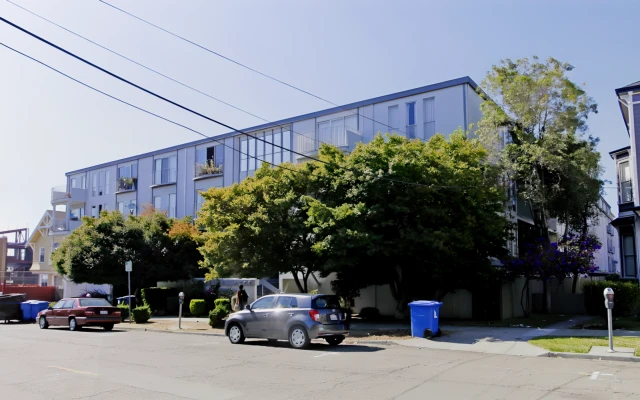 Berkeley Park Apartments 1