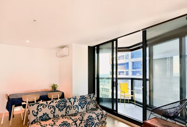4112r/33 Rose Lane - Melbourne student accommodation - 2 Bed 2 Bath 1 C